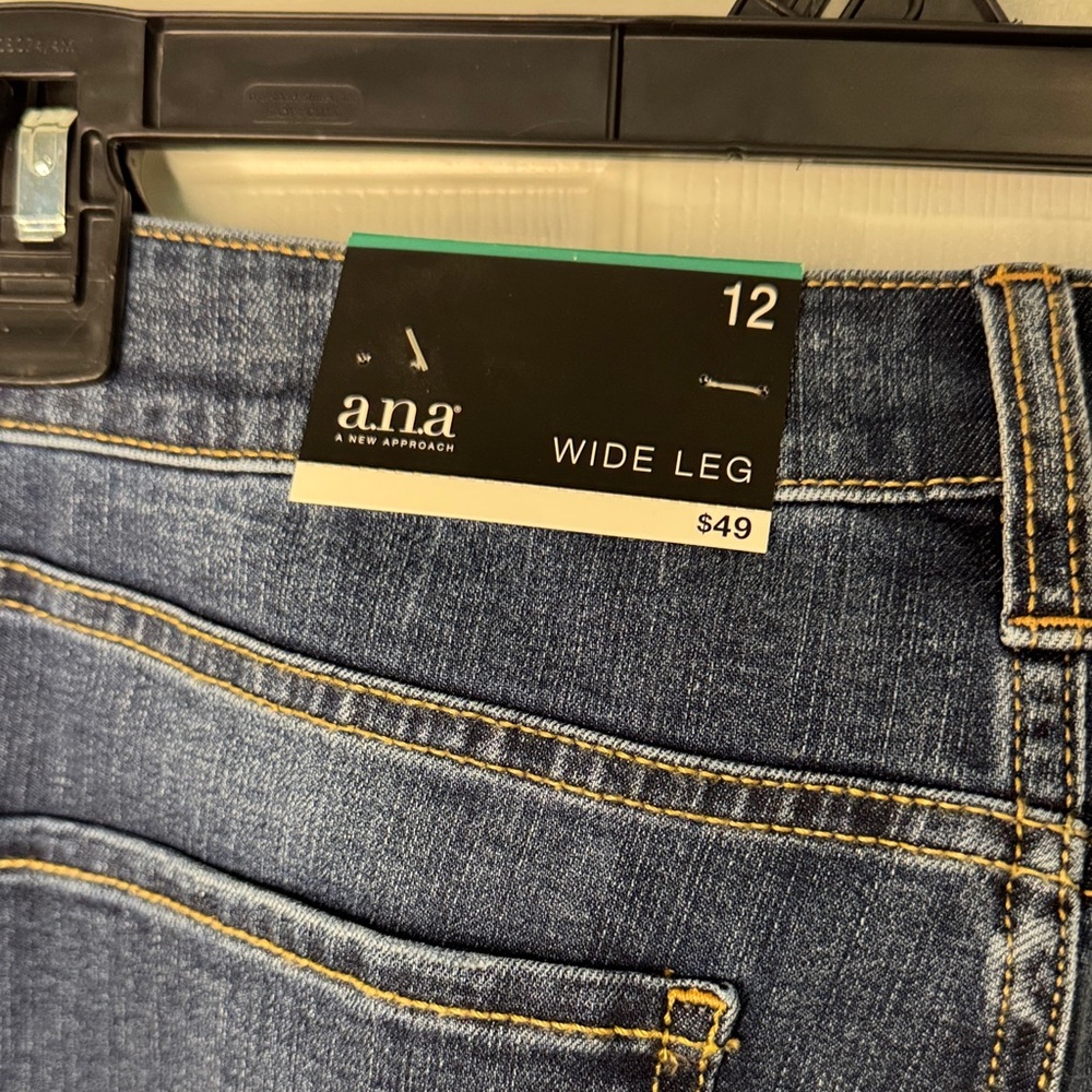 a.n.a Dark Blue Flare & Wide Leg Jeans - Picture 2 of 7